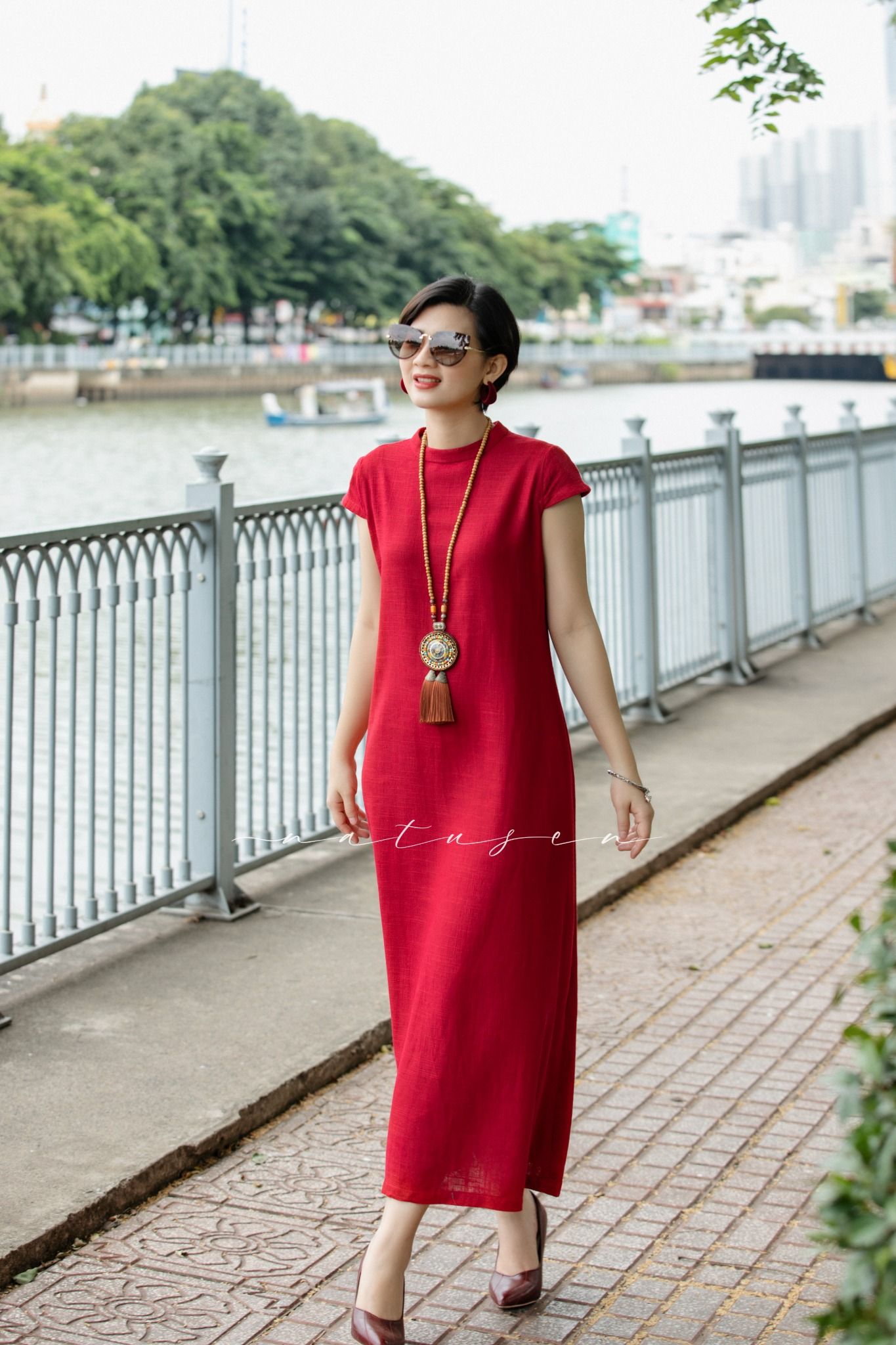Dây đeo cổ Boho kết hạt oval cườm xoắn
