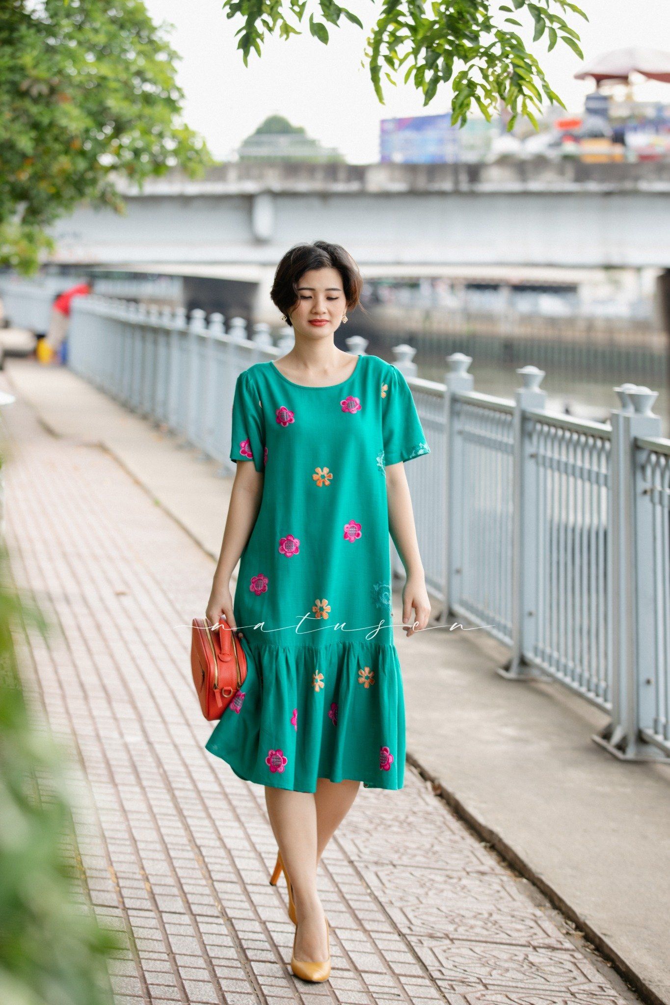 Đầm babydoll Xanh Lý ren thêu