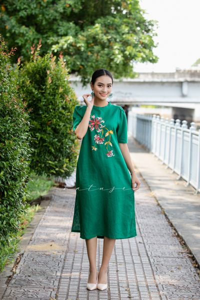  Đầm Mabelle Xanh Noel thêu tay KIm Ngân Mỹ Tú 