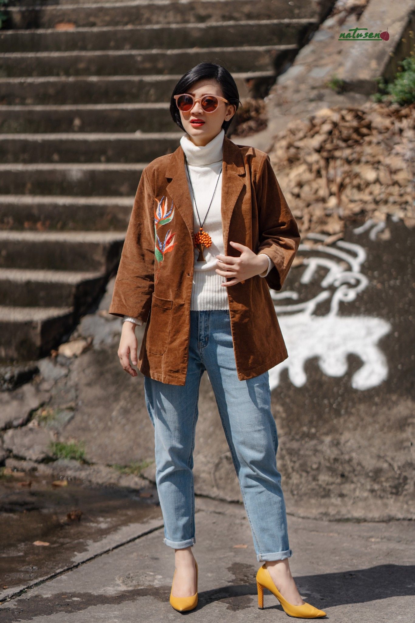  Áo Corduroy Jacket Hạt Dẻ thêu Thiên Điểu 