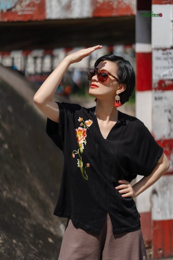 Áo cổ kimono thêu tay Mẫu Đơn