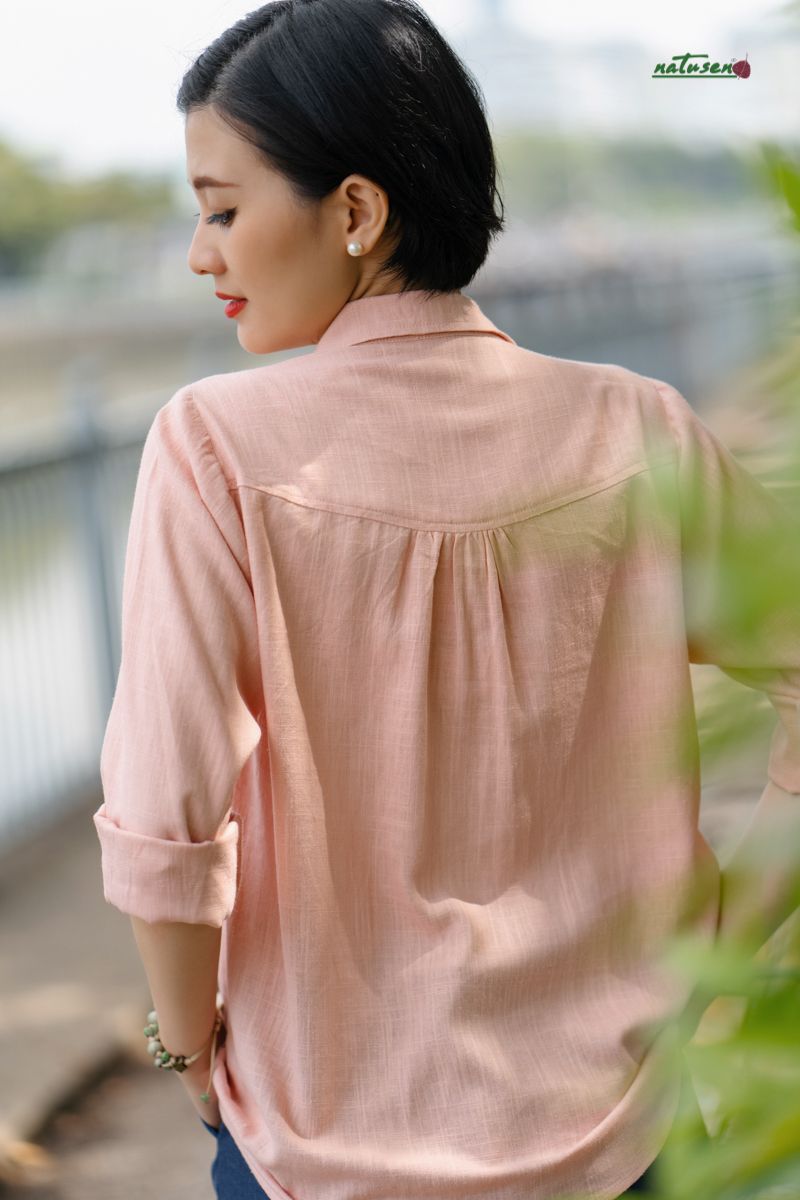 Áo chemise hồng nhạt thêu tay XUyến Chi
