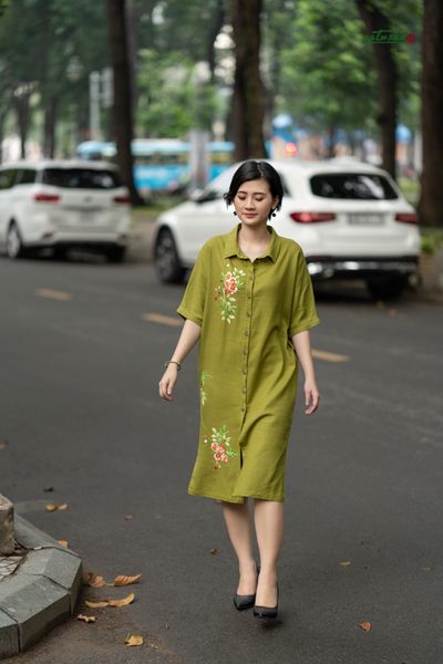  Đầm chemise Xanh Oliu thêu tay Tầm Xuân 