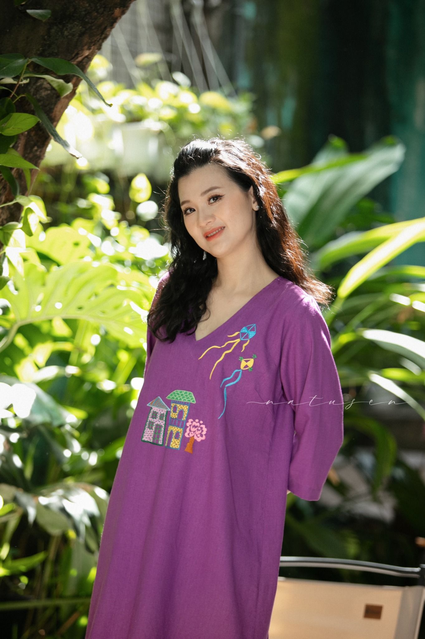 Đầm Marta Tím Sim thêu tay Nhà Diều
