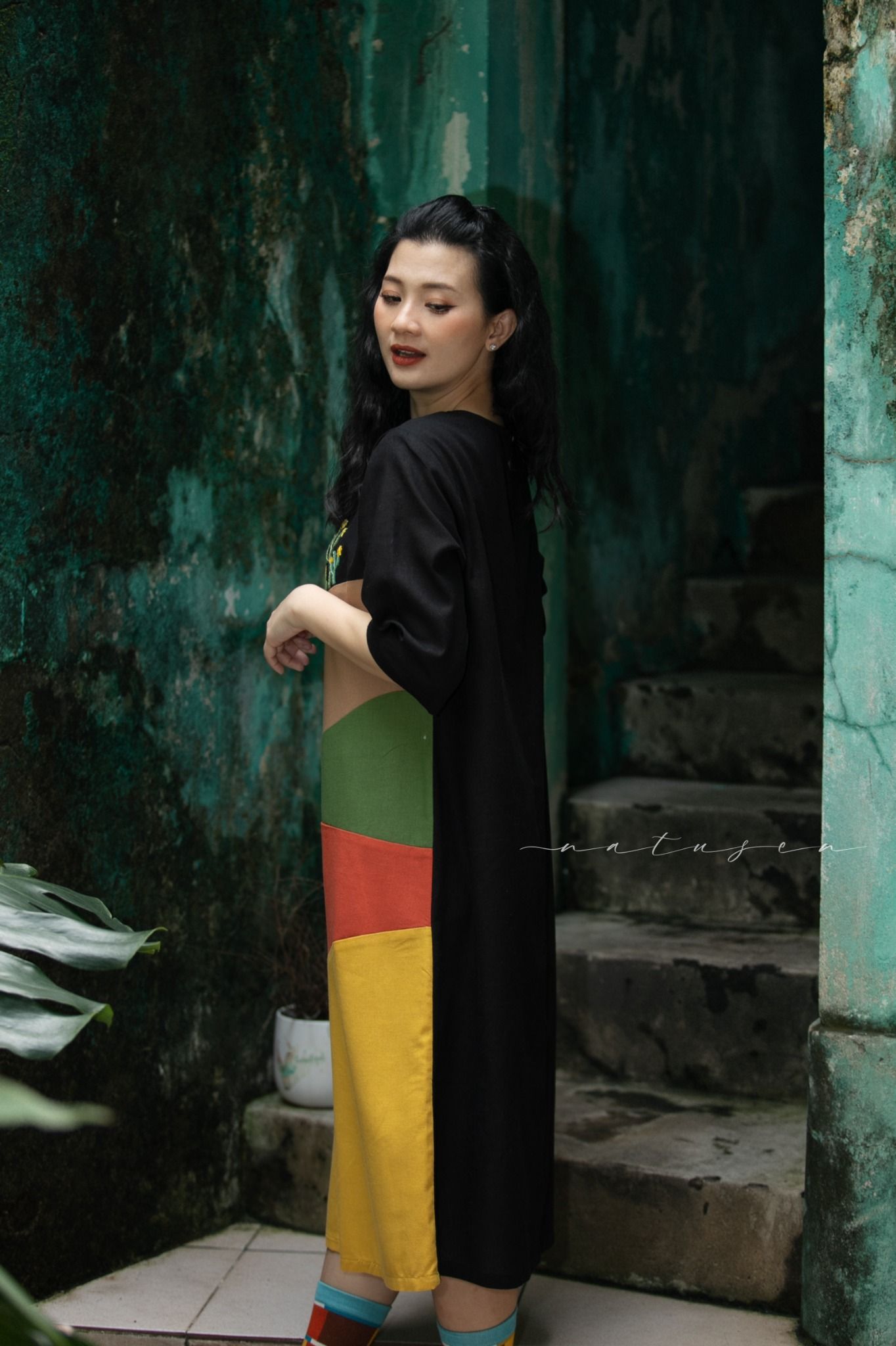 Đầm colorblock SAFARI thêu tay Xương rồng mini tay lỡ