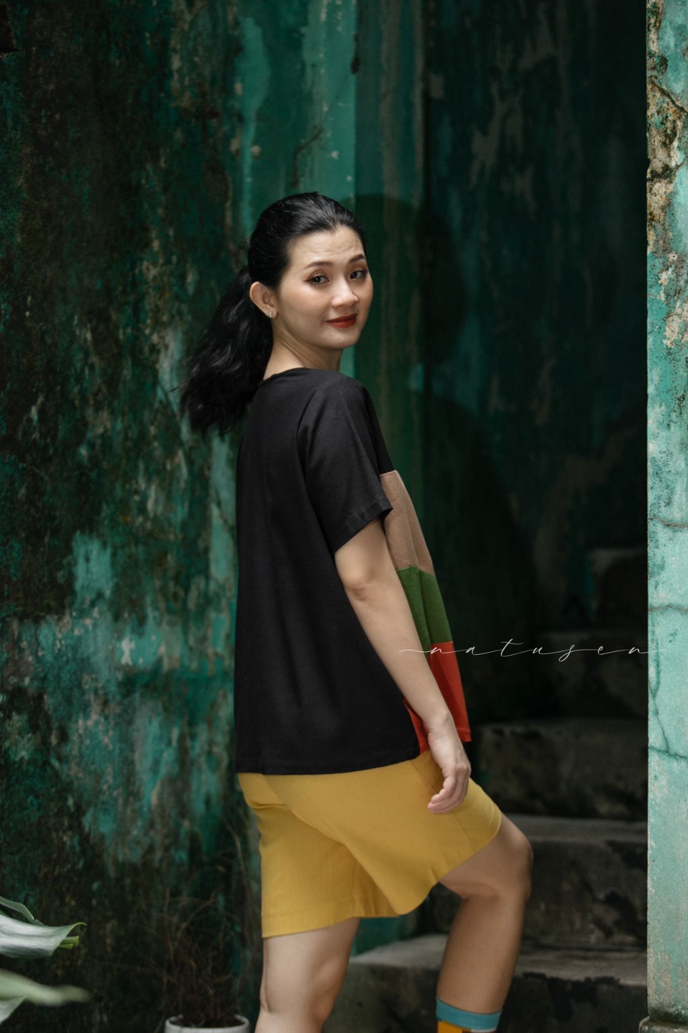 Áo colorblock SAFARI thêu tay Xương Rồng Mini tay ngắn