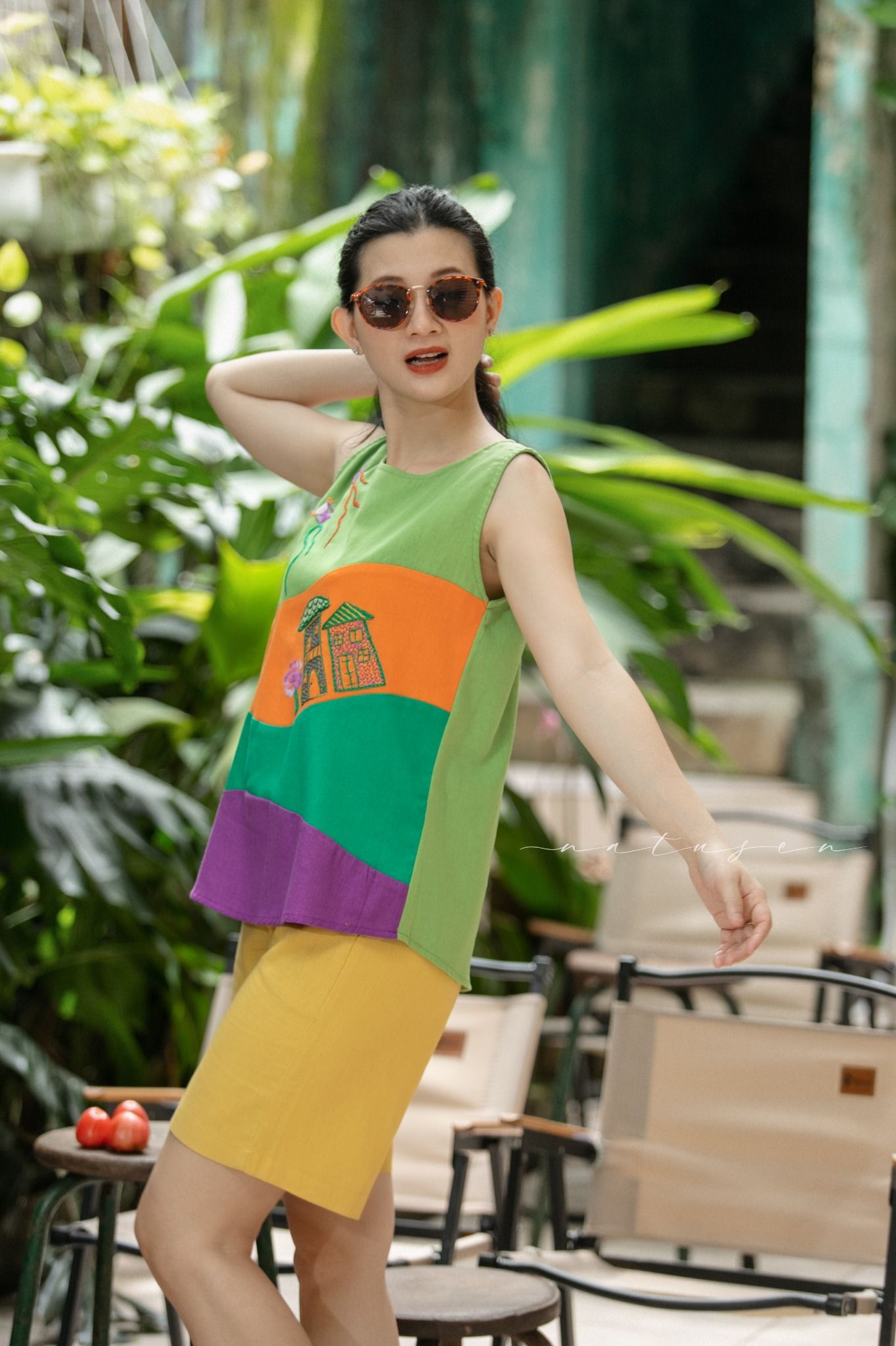 Áo phối màu color block Rạng Rỡ thêu tay Nhà Diều