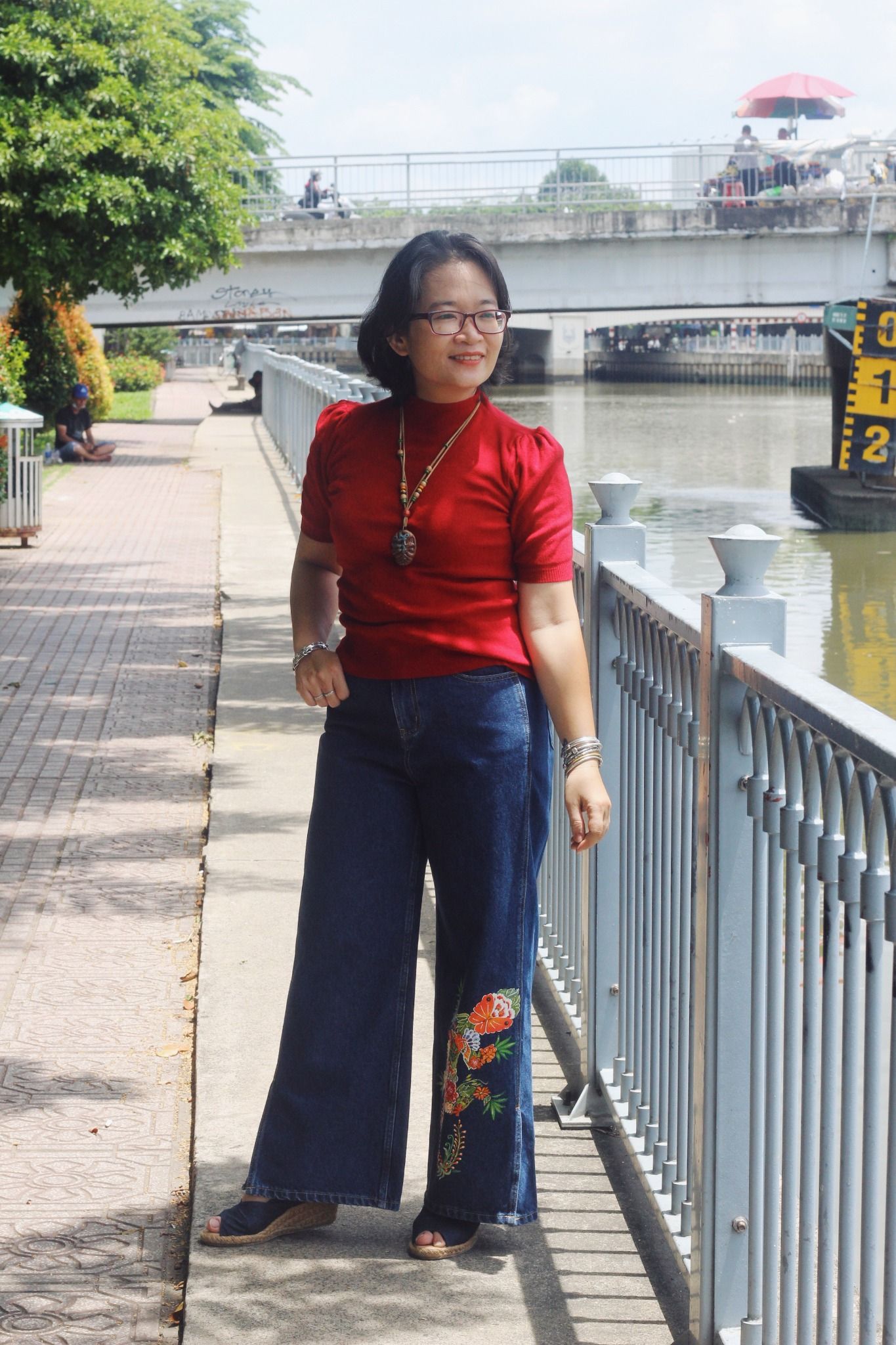 Quần Jeans ống rộng - Medium