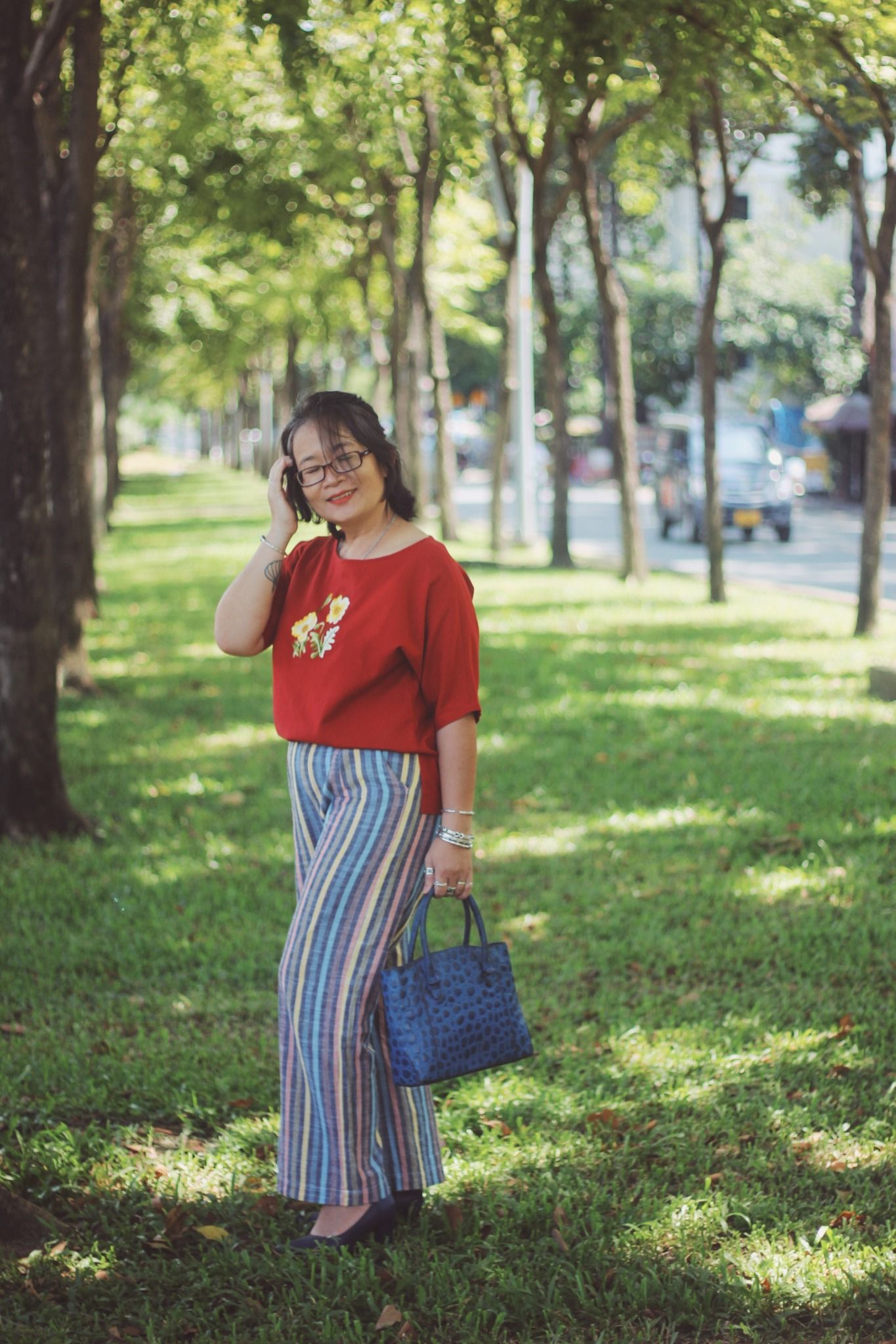 Áo cam gạch tay liền thêu Poppy vàng