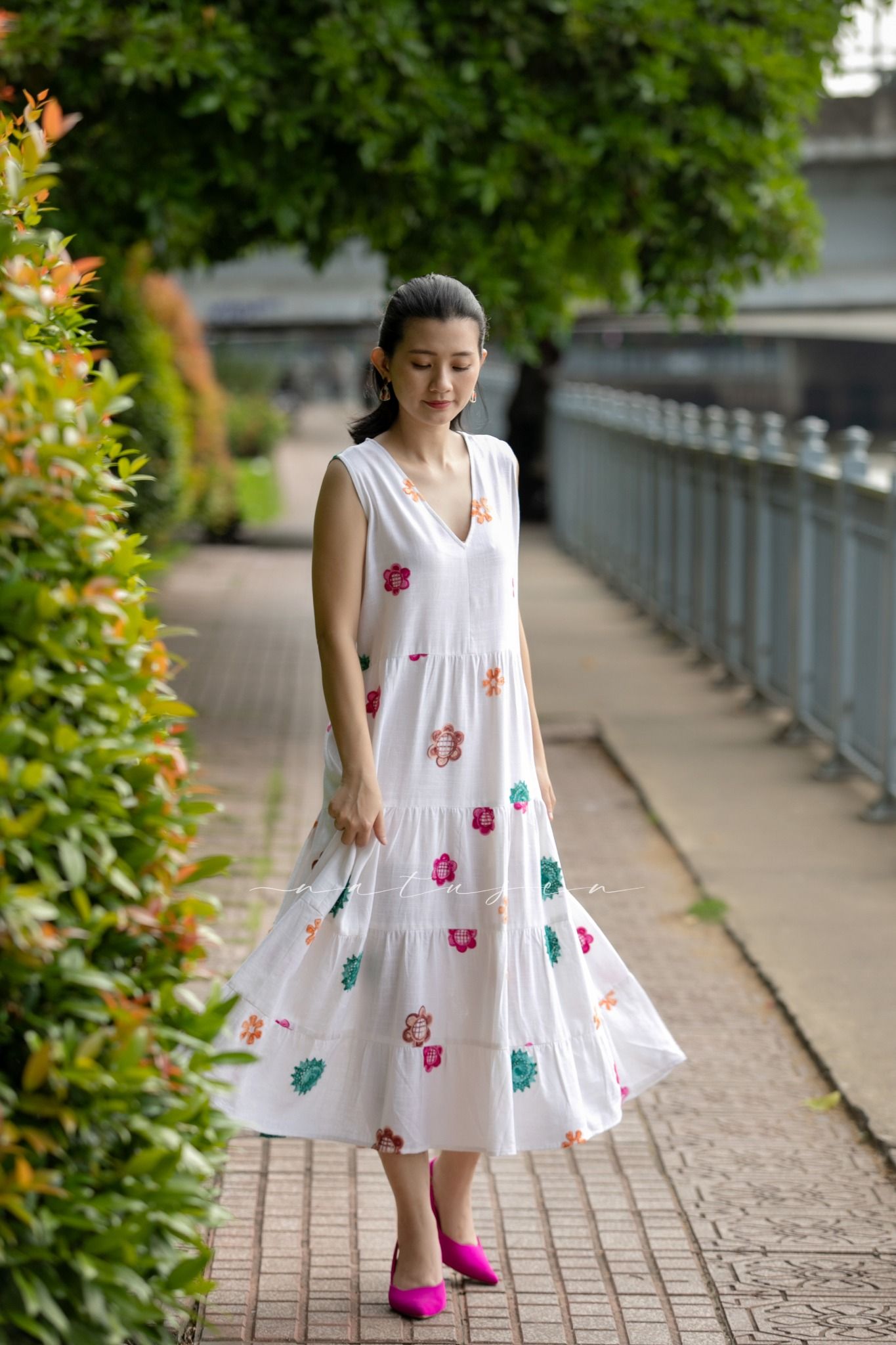 Đầm MiFa Trắng Sữa linen ren thêu vi tính