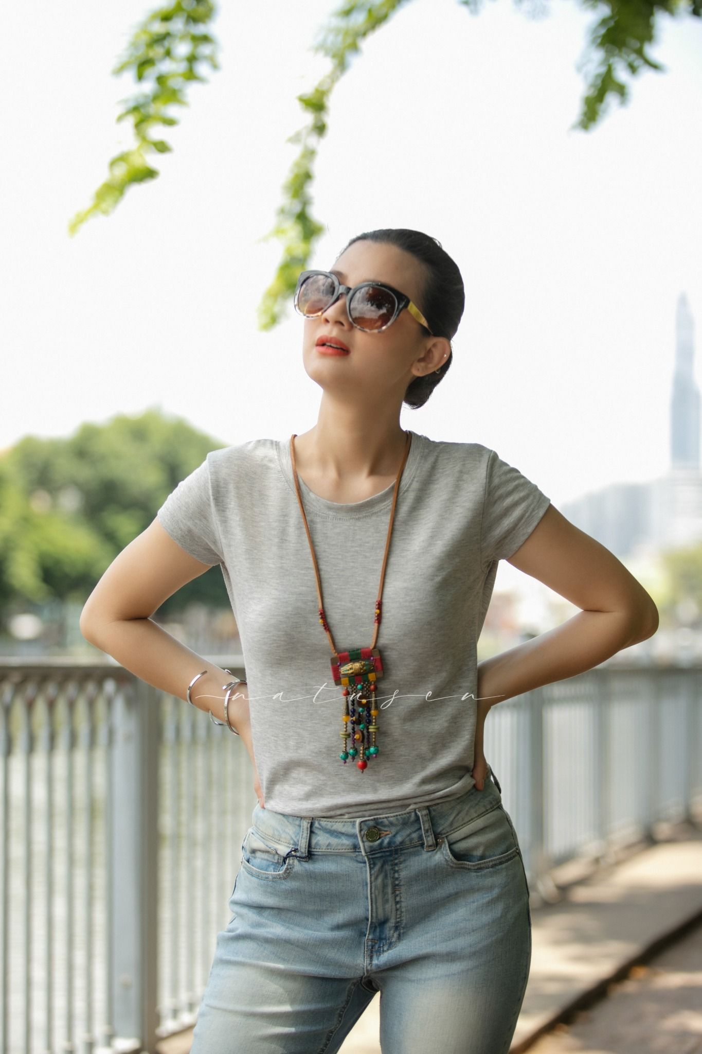 Dây đeo da Ethic Gypsy vuông kết hạt tua rua