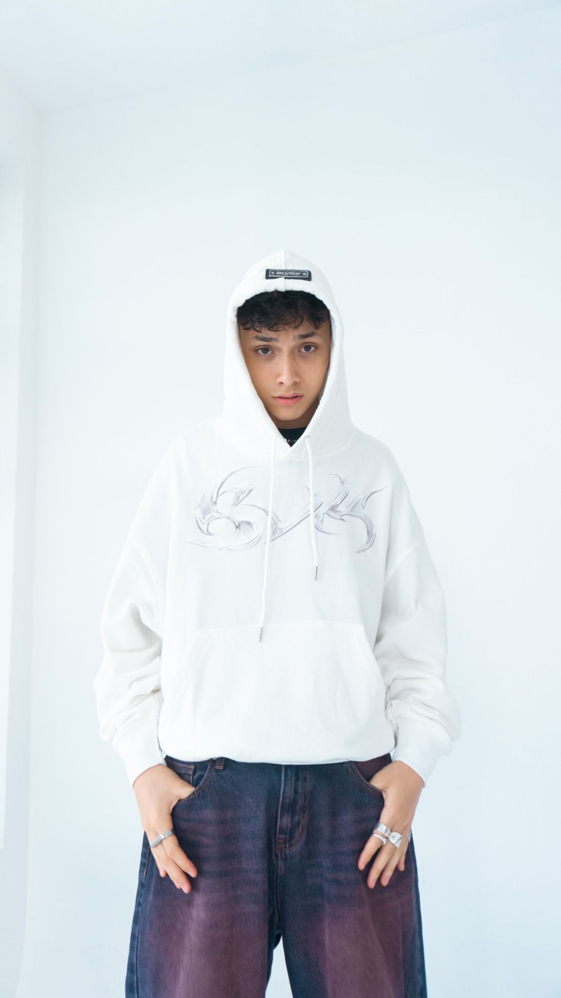  Hoodie white metal BLK logo 