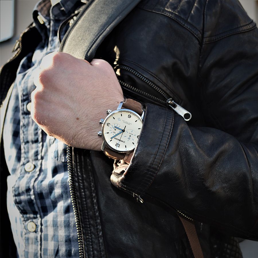 Đồng hồ Urban Metropolitan Chrono 01.1743.111
