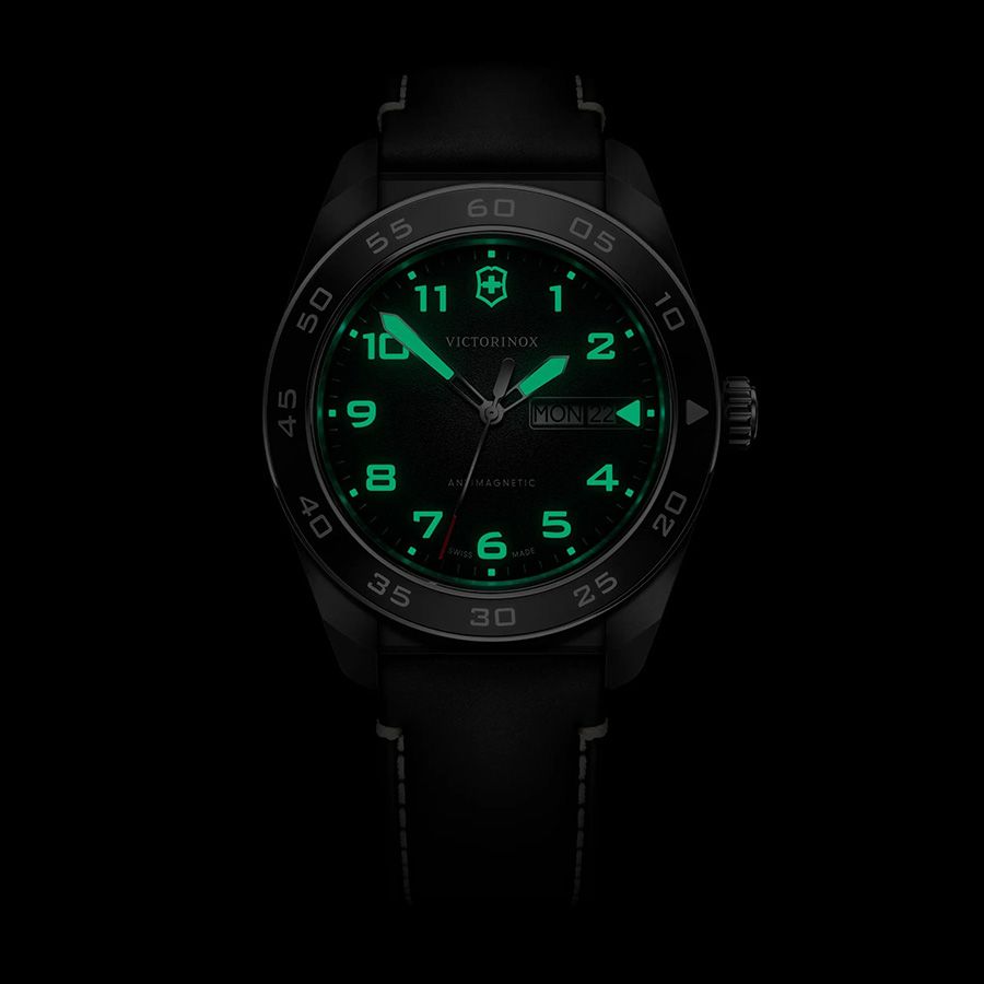 Đồng hồ Swiss Army Quartz 242041