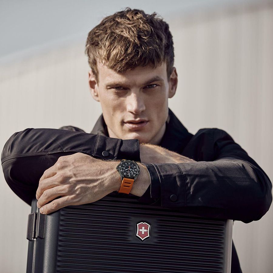 Đồng hồ FieldForce Sport GMT 241897