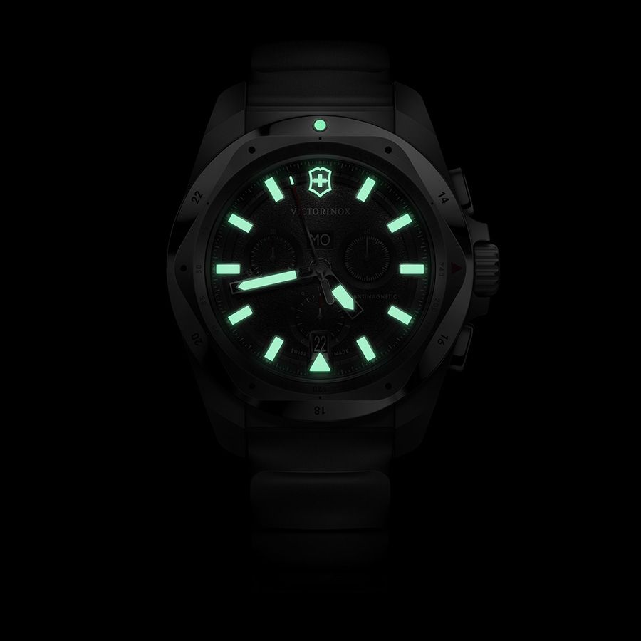 Đồng hồ I.N.O.X. Chrono 241983