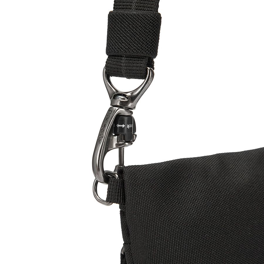 Túi đeo chéo Pacsafe Go Anti-Theft