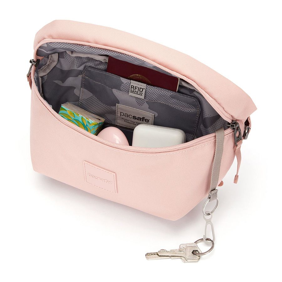 Túi đeo chéo Pacsafe Go Sling Pack