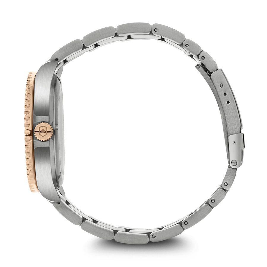 Đồng hồ Maverick Large 241951