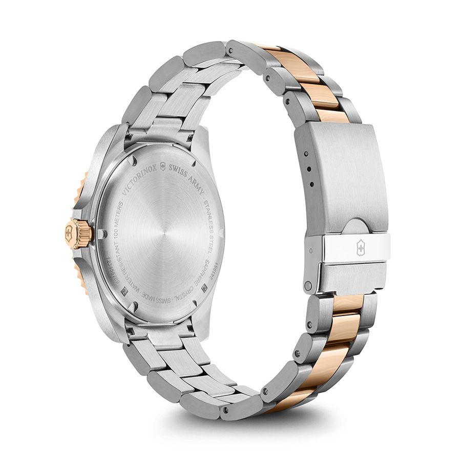 Đồng hồ Maverick Large 241951