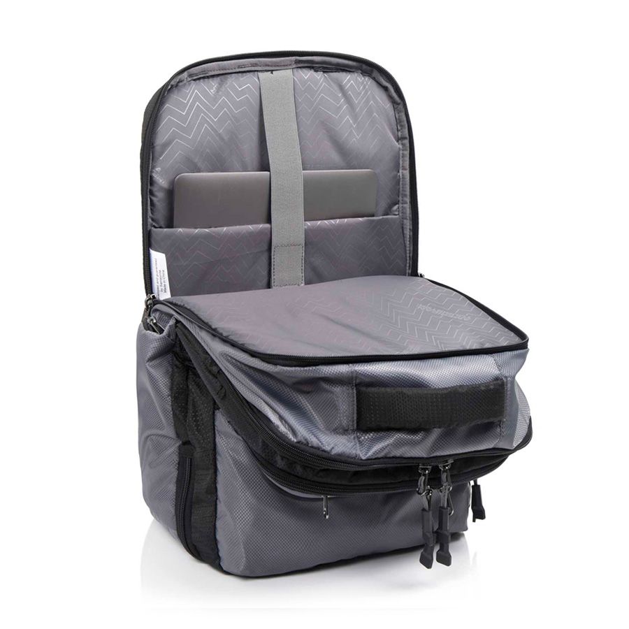Balo laptop Strata 01