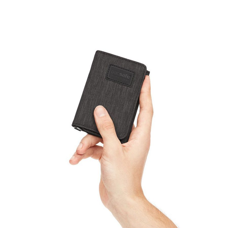 Ví trifold RFIDsafe