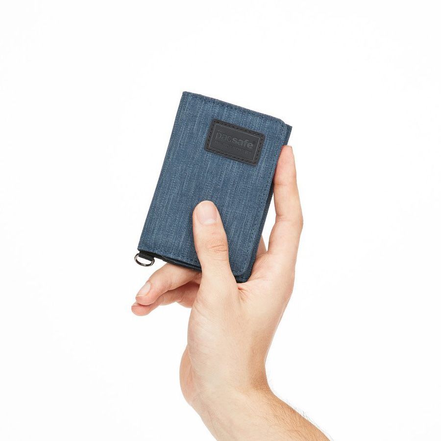 Ví trifold RFIDsafe