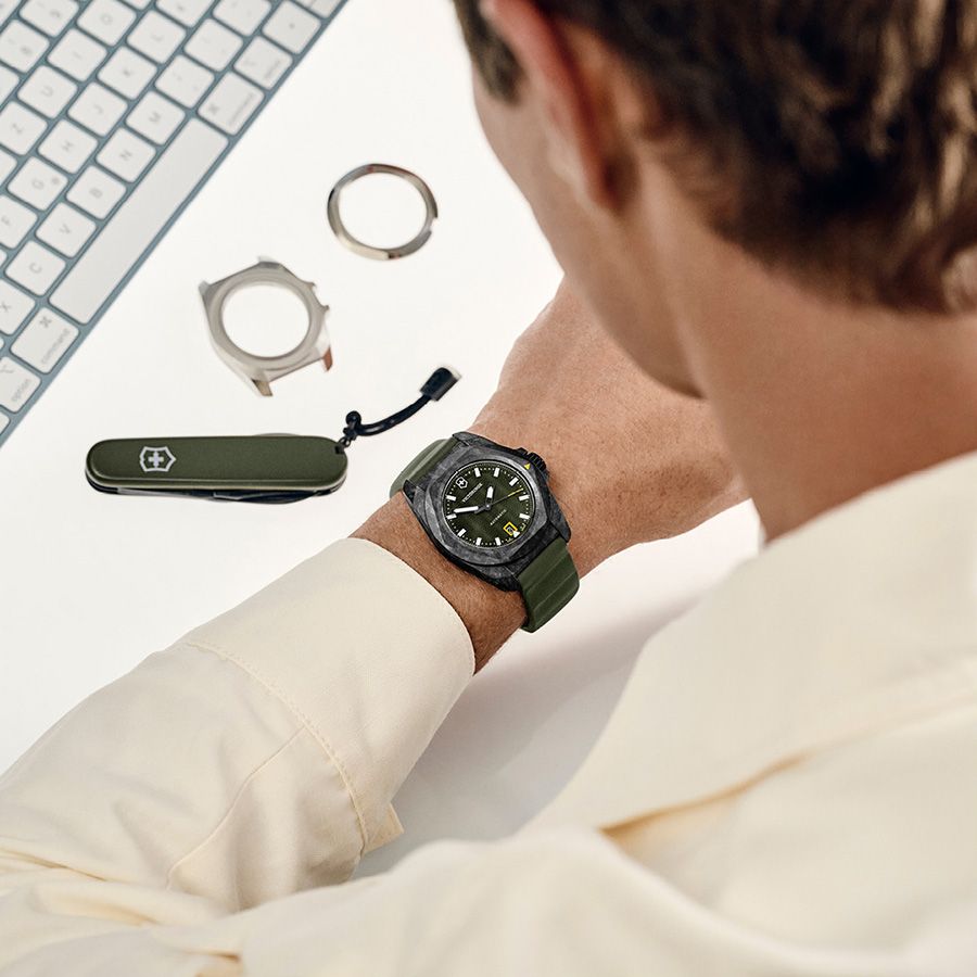 Đồng hồ I.N.O.X. Automatic 242021.1