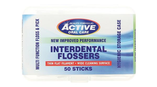 Tăm Chỉ Beauty Formulas 50 Cây/Hộp