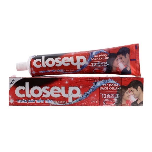  Kem Đánh Răng Close Up Gel Đỏ Nồng (140g) 