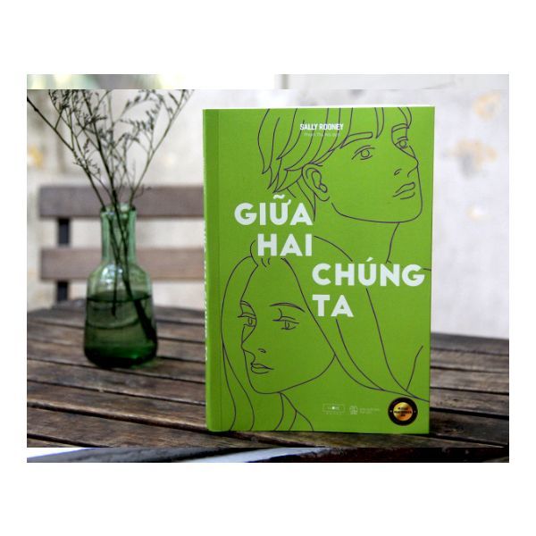 Giữa Hai Chúng Ta