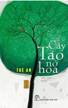 Cây táo nở hoa (tản văn)