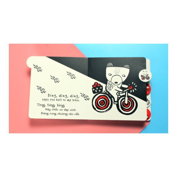 Sách Âm Thanh -Vroom, Zoom! Here Comes The Fire Engine - Ú u, Ú u! Xe Cứu Hỏa Đến Rồi