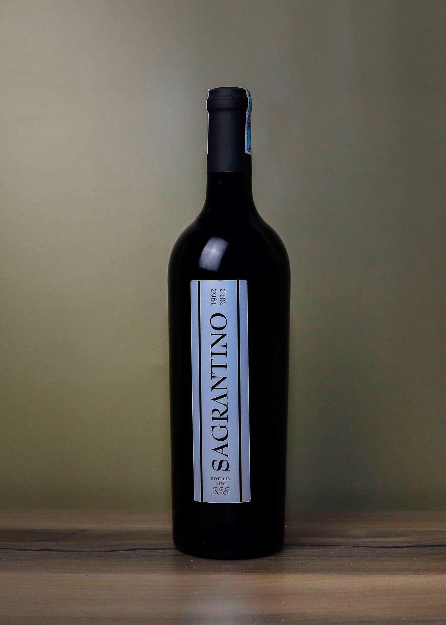 Rượu vang Sagrantino Di Montefalco , 14,5% vol , 75cl (nhãn nhôm - chai to)