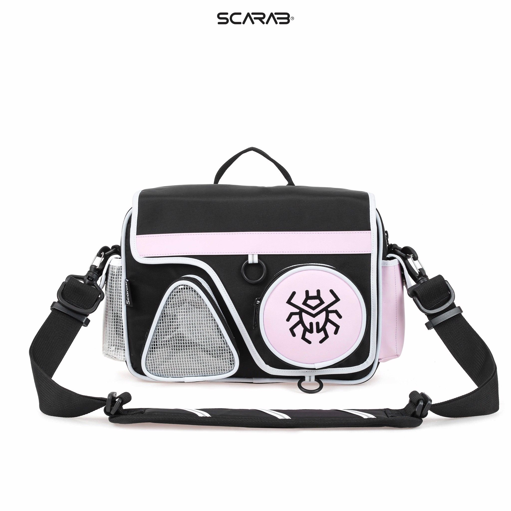 SOLID™ SHAPES MESSENGER BAG