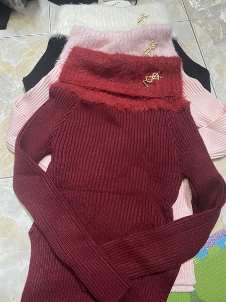 ADTN len lông trễ vai