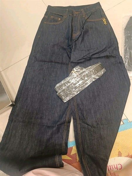QD YSL jean suông_kèm tag (V)