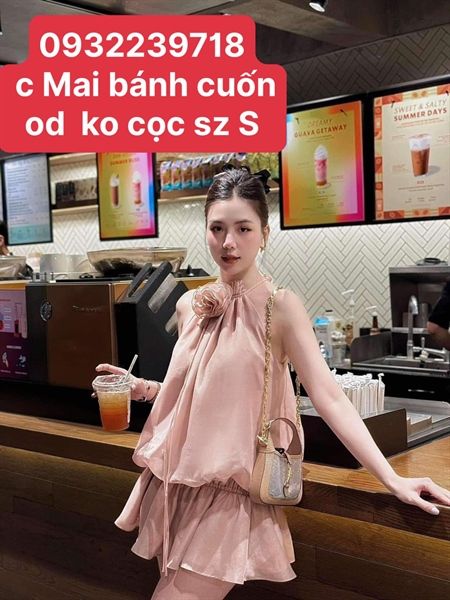 Váy khoét nách yếm buộc dây hoa ord