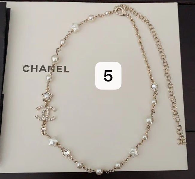 VC C dài ngọc mix dây mảnh nhiều sao