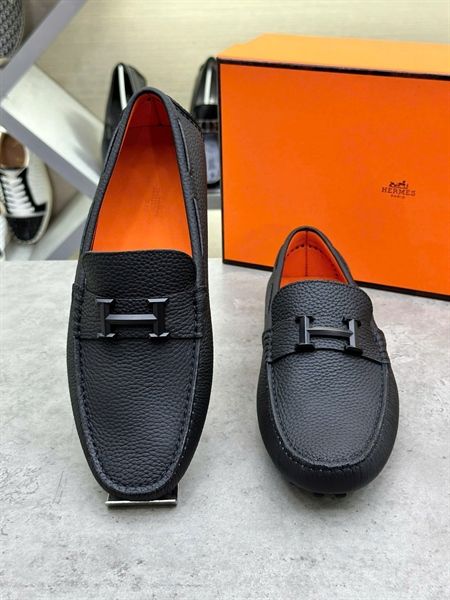MK Giày Moca SC HM Chữ H (Đen)