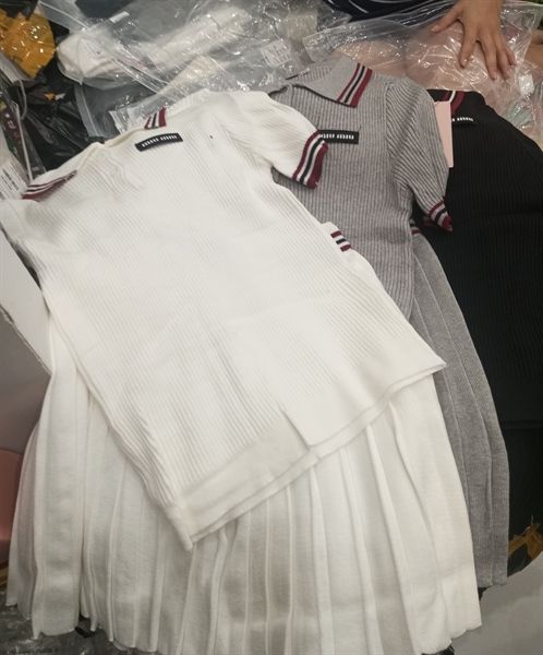 Set Miu len viền đỏ ant polo cvn (V)