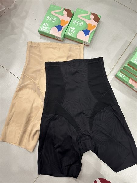 Quần chip đùi gen bụng hộp cô gái (9527)