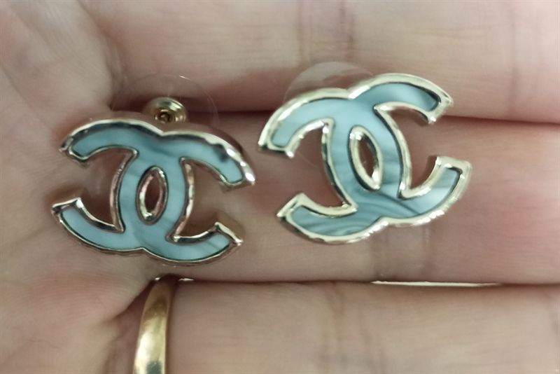 KT C vân xanh viền vàng