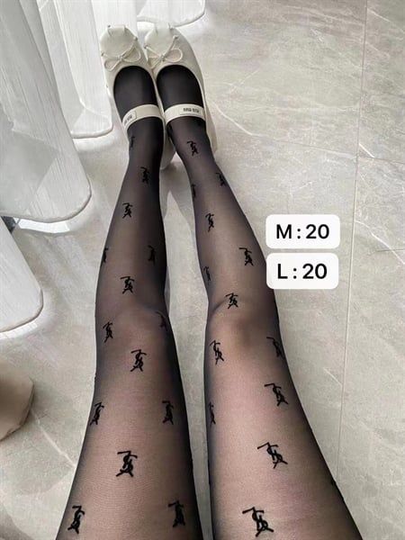 Tất chữ YSL