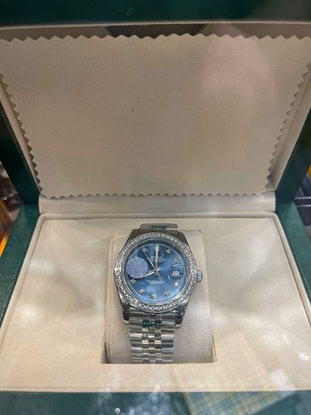 MK Đồng Hồ Rolex Viền Đá