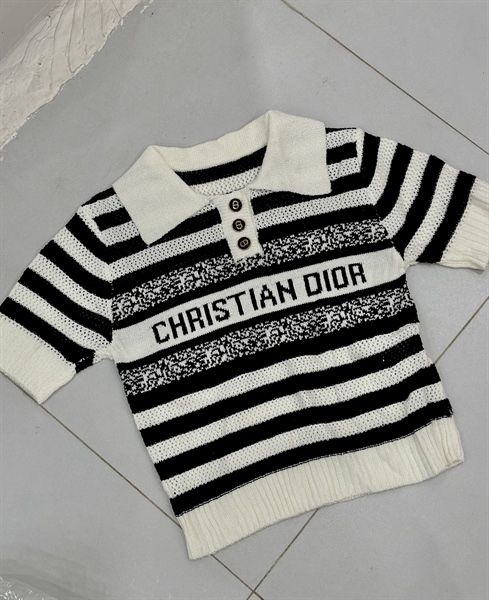 ANTN len D cổ trắng kẻ ngang chữ ngực