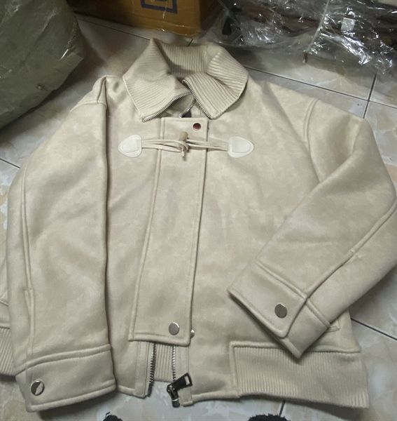 AKN da lộn cổ len