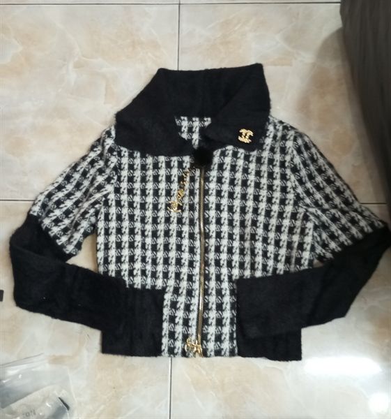 AKN len C zic zac cổ bẻ kéo khóa
