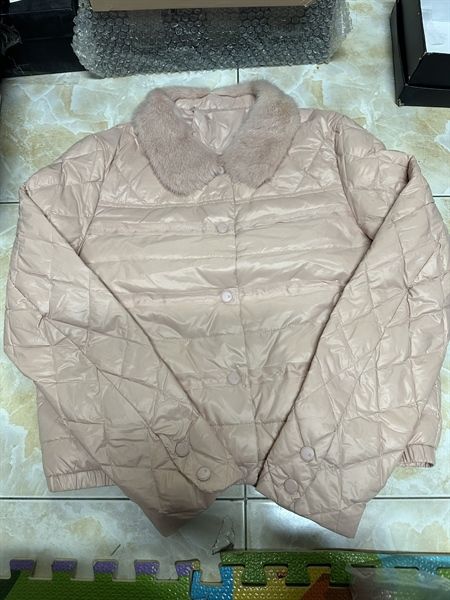 AKN phao trần trám cổ lông