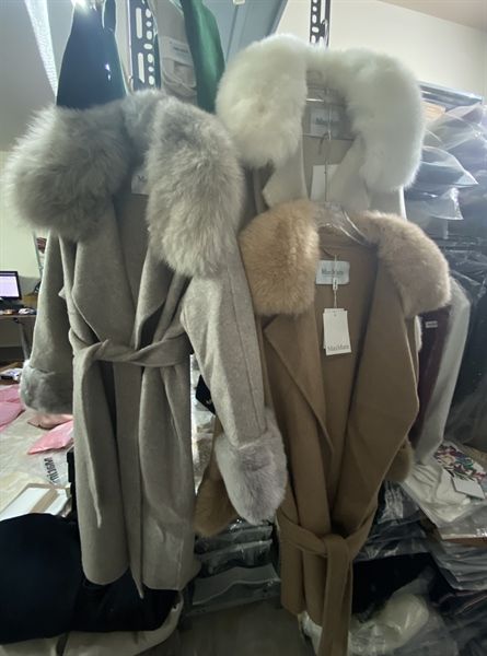 AKN dạ Maxmara dài phối lông